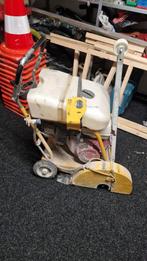Asfaltzaag met defecte trekstart, motor loopt goed, Doe-het-zelf en Verbouw, Gereedschap | Zaagmachines, Ophalen of Verzenden