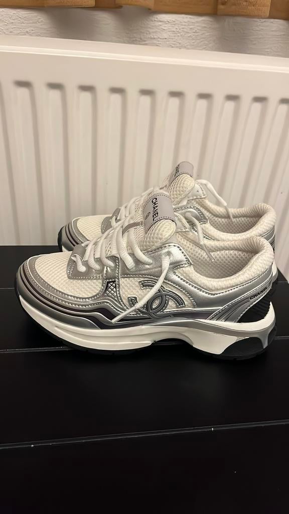 Chanel schoenen, Kleding | Heren, Schoenen, Overige kleuren, Nieuw, Ophalen of Verzenden, Sneakers of Gympen