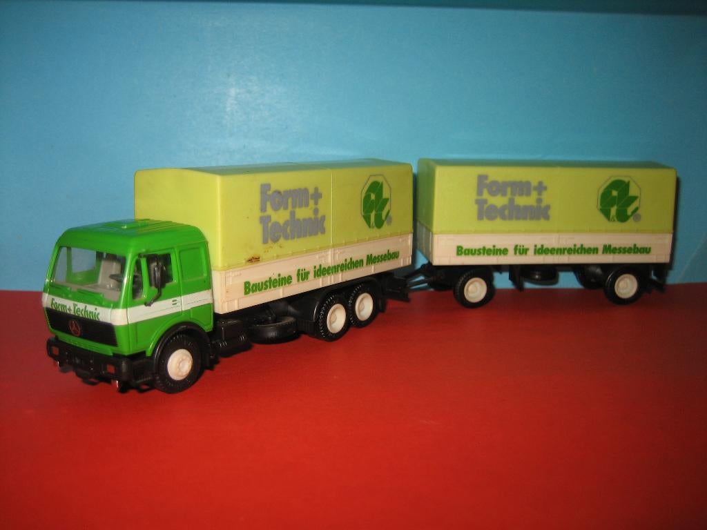 Form-Technic  MERCEDES combi  Herpa, Ophalen of Verzenden, Zo goed als nieuw, Bus of Vrachtwagen, Herpa