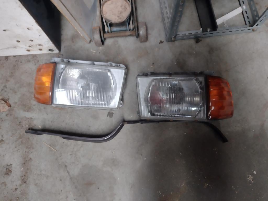 Mercedes 107, Ophalen of Verzenden