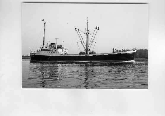 scheepvaart-foto-KNSM-amsterdam-strabo., Verzamelen, Scheepvaart, Ophalen of Verzenden, Zo goed als nieuw, Boek of Tijdschrift