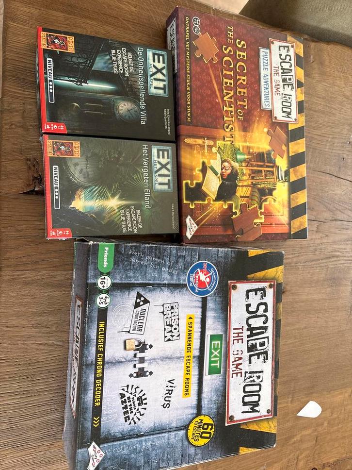 Escape Room spellen, Hobby en Vrije tijd, Gezelschapsspellen | Bordspellen, Zo goed als nieuw, Drie of vier spelers, Ophalen of Verzenden