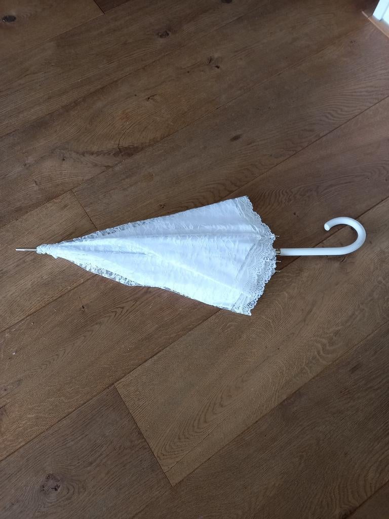Te koop nieuw lolita parasol paraplu kant wit, Sieraden, Tassen en Uiterlijk, Paraplu's, Ophalen, Nieuw, Wit