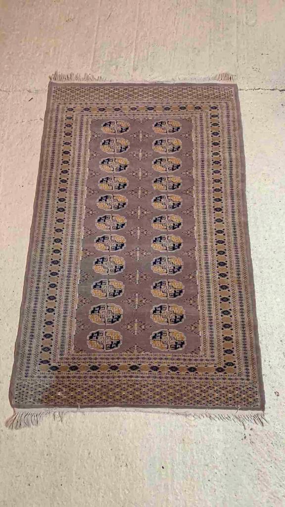 Perzisch handgeknoopt tapijtje 132/81 cm, Huis en Inrichting, Stoffering | Tapijten en Kleden, Gebruikt, 50 tot 100 cm, 100 tot 150 cm