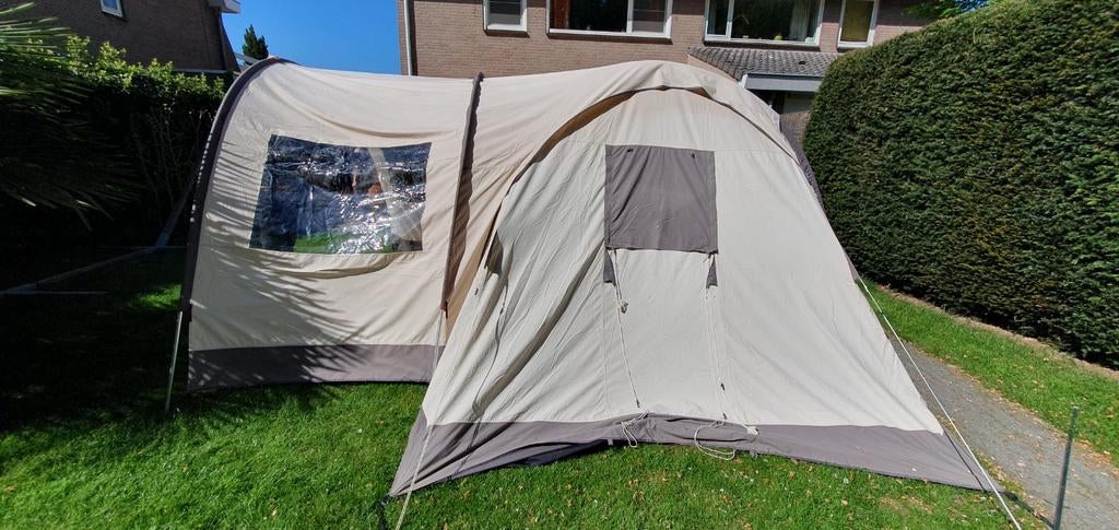 BaseCamp Nova Vida IV Tent - 4-persoons, Ophalen, Gebruikt