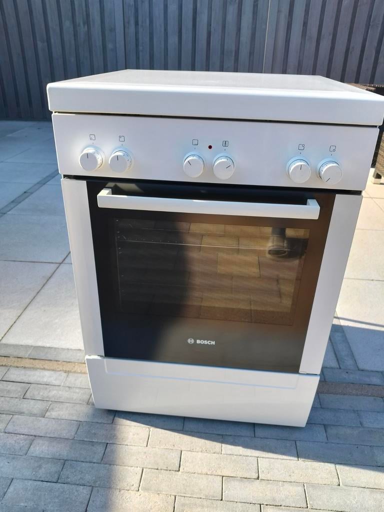Bosch Gasfornuis met elektrische oven, Witgoed en Apparatuur, Fornuizen, Zo goed als nieuw, Gas, Vrijstaand, 85 tot 90 cm