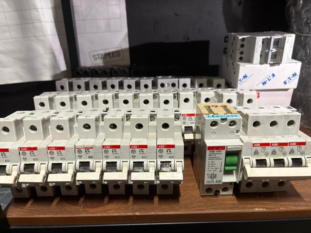 Partij Groepenkast Automaten ABB/Eaton/Swotz  (Gebruikt), Ophalen of Verzenden, Gebruikt, Schakelaar