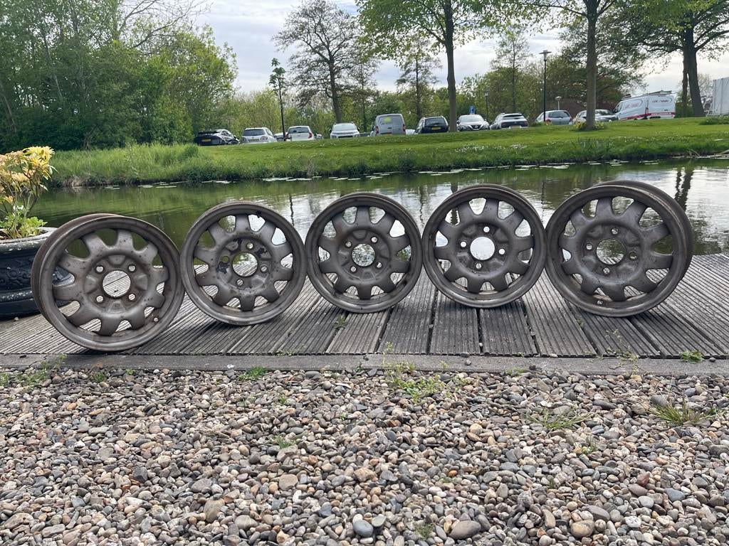 VW Kever Velgen (Jubileum Versie), Auto-onderdelen, Ophalen, Gebruikt, Zomerbanden, Velg(en)