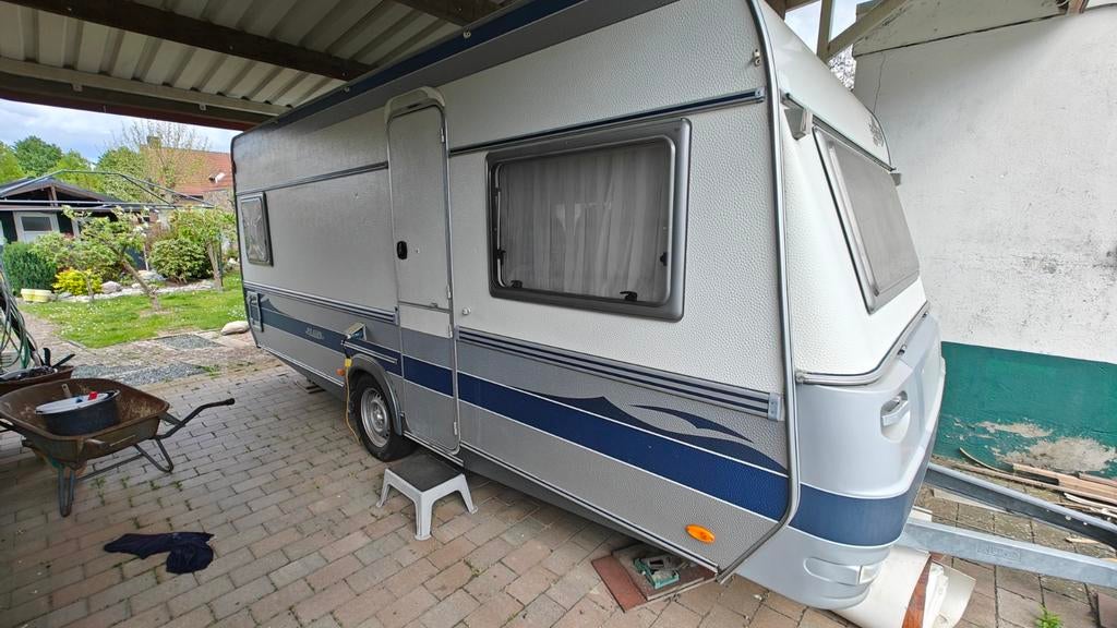 Caravan Fendt, Caravans en Kamperen, Vast bed, Rondzit, Fendt, Tot en met 4