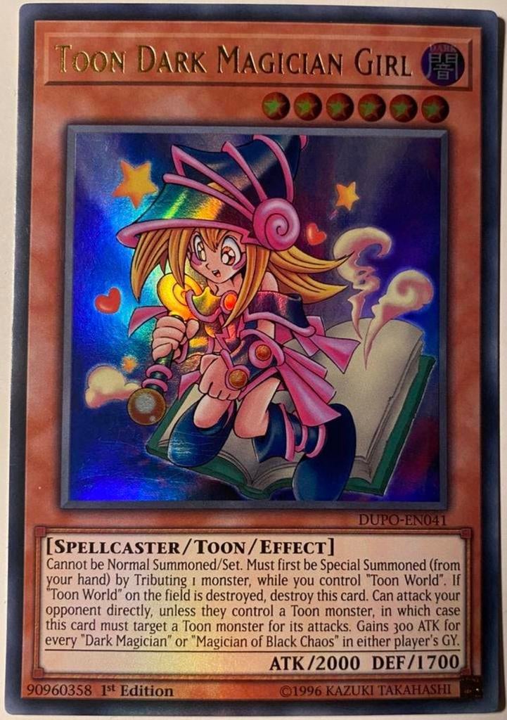 Yu-Gi-Oh! Toon Dark Magician Girl DUPO 1st Edition !, Hobby en Vrije tijd, Verzamelkaartspellen | Yu-gi-Oh!, Ophalen of Verzenden