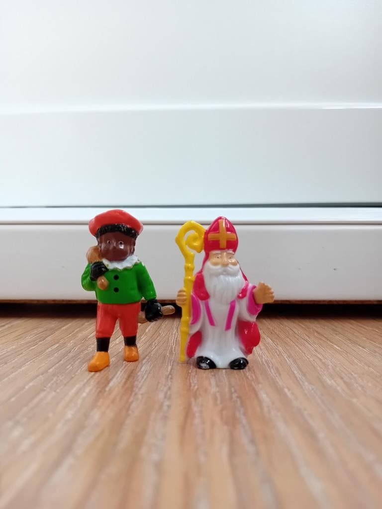 Sinterklaas en Zwarte Piet poppetjes, Ophalen, Zo goed als nieuw