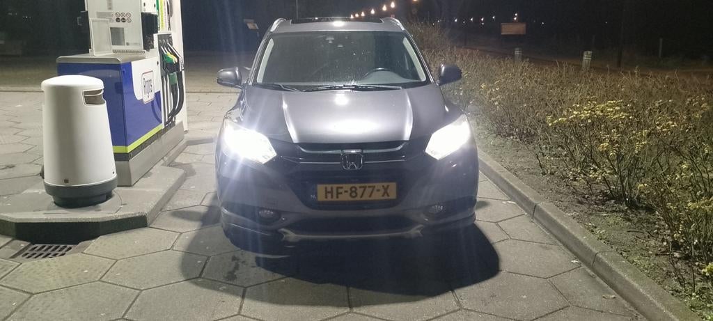 Honda HR-V 1.6 I-dtec 2WD 2015 Grijs met zijkant schade, Auto's, Voorwielaandrijving, Leder en Stof, Origineel Nederlands, SUV of Terreinwagen