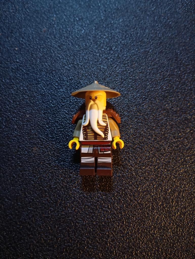 Lego Ninjago Wu Hero - Master Of The Mountains, Ophalen