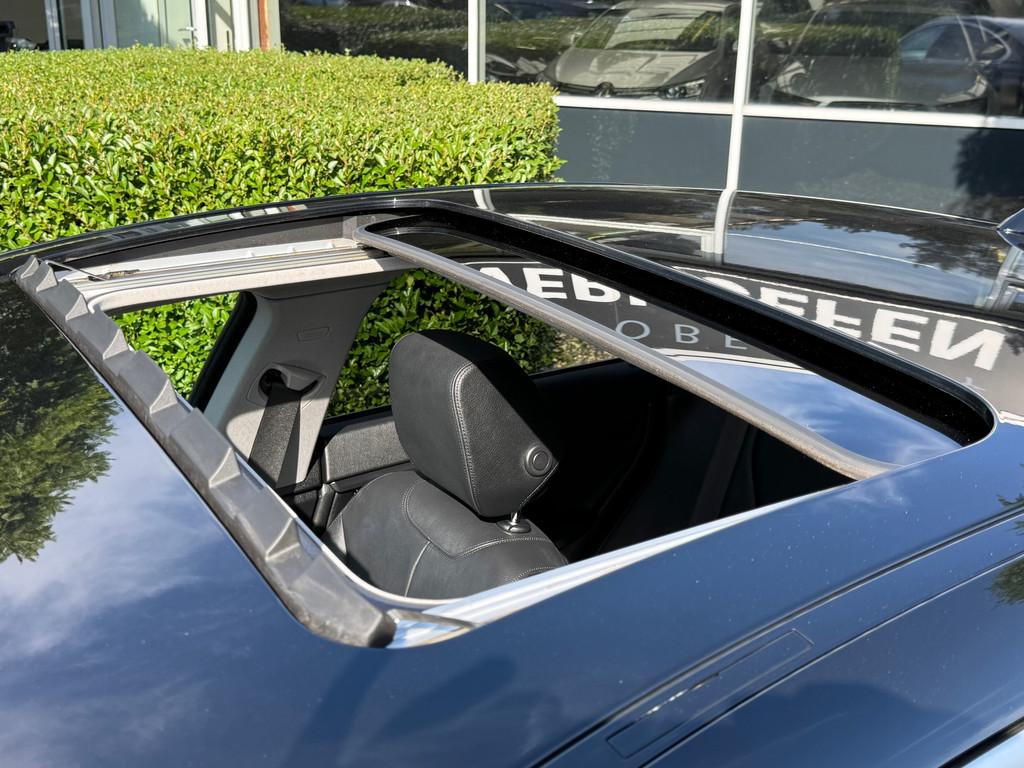 BMW 4-serie Gran Coupé 418i High Executive - PANORAMADAK -, Auto's, Automaat, Gebruikt, Zwart, 19 km/l