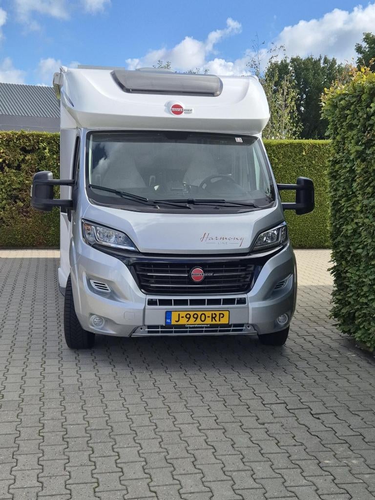 Bürstner Harmony Line – Luxe 4-persoons camper (2018), Caravans en Kamperen, Campers, Alarm, Standaard zit, Ringverwarming, Fiat