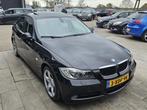 BMW 3-serie 320d Dynamic Executive *AC*Heatseat*Automaat, Auto's, Automaat, 745 kg, 4 cilinders, Zwart