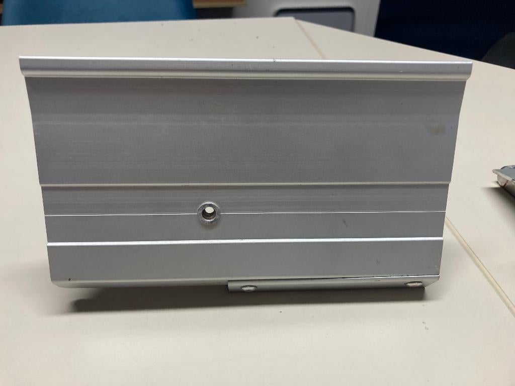 Luifelsteunen Volkswagen Transporter T5 / T6 voor de Fiamma, Ophalen, Zo goed als nieuw