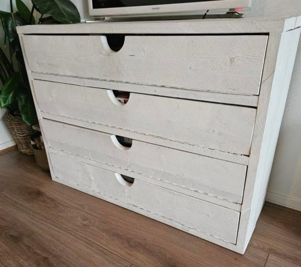 Gratis Handgemaakte steigerhouten kast - 110x37x80 cm, Huis en Inrichting, Kasten | Ladekasten, Ophalen, Gebruikt, 100 tot 150 cm