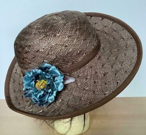 Bruine hoed maat 56/57