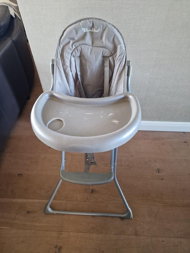 Bambino opklapbare kinderstoel met eetblad, Kinderen en Baby's, Kinderstoelen, Ophalen, Gebruikt, Inklapstoel, Gordel(s)