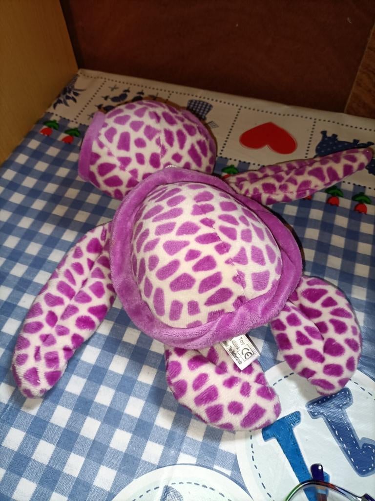 Nicky Toy schildpad knuffel paars met wit 29 cm groot, Ophalen of Verzenden, Zo goed als nieuw, Overige typen