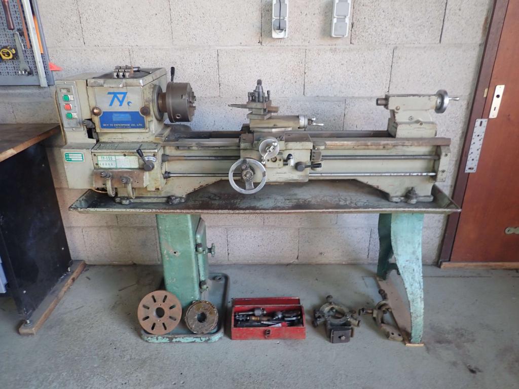 Complete draaibank inclusief accessoires op 220V, Doe-het-zelf en Verbouw, Niet ingevuld, Gebruikt, Niet ingevuld, Ophalen of Verzenden