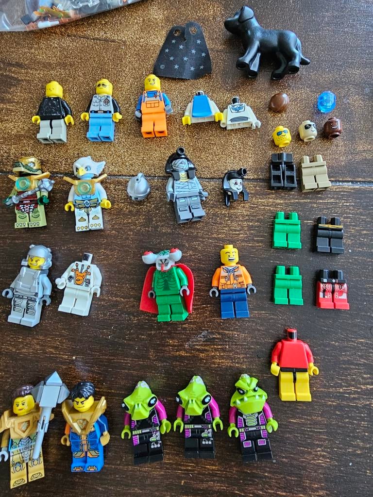 Lego mini figuren, nights enzovoorts, Ophalen of Verzenden