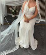 Trouwjurk maat 34/36 mag huren voor €100, Ophalen, Zo goed als nieuw, Wit, Trouwjurk