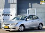 Mazda 3 1.6|NAP|APK|AIRCO|CARPLAY|LAGEKM|INRUILKOOPJE|BOEKJE, Auto's, Stof, Gebruikt, Zwart, 4 cilinders