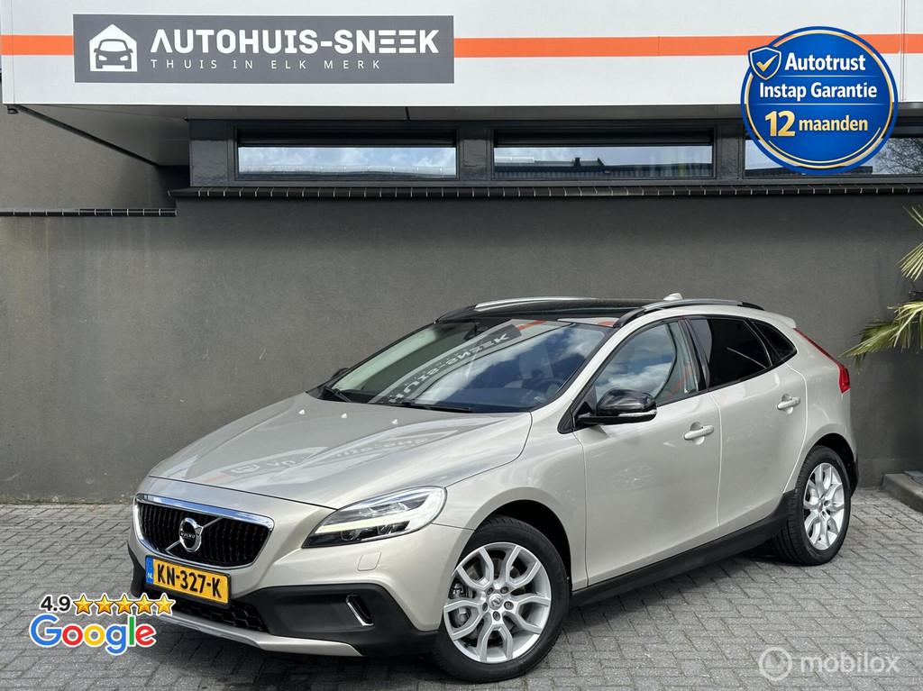 Volvo V40 Cross Country 2.0 D2 Nordic+ Automaat |Leder |Pano, Auto's, Euro 6, 4 cilinders, Bedrijf, Diesel