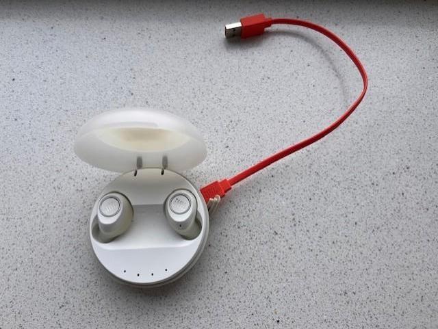 JBL Free X, Telecommunicatie, Mobiele telefoons | Oordopjes, Ophalen of Verzenden, Gebruikt, In gehoorgang (in-ear), Bluetooth