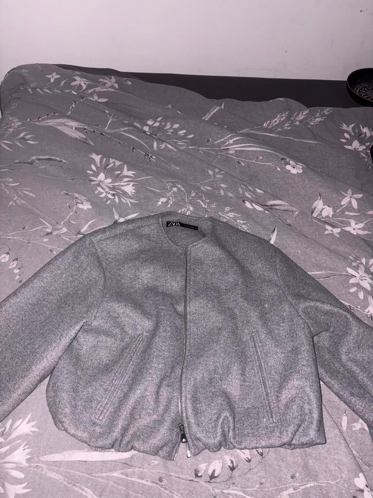 Zara bomberjack grijs, Kleding | Dames, Ophalen, Zo goed als nieuw, Maat 42/44 (L), Grijs