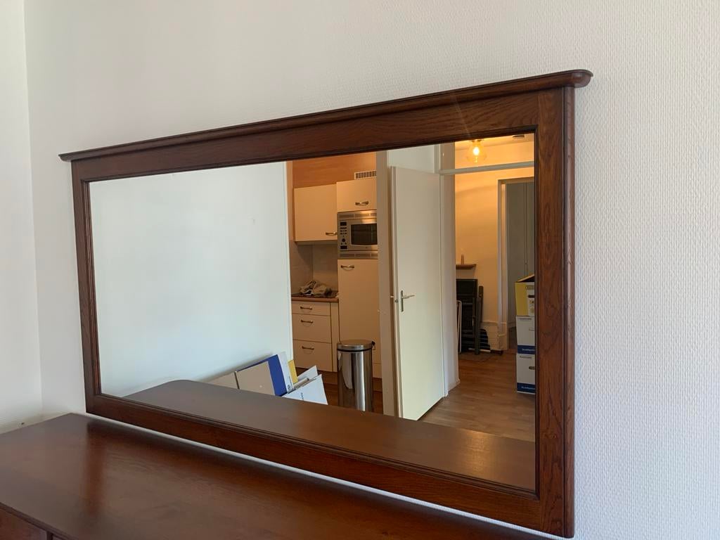 Grote spiegel met donkerhouten lijst, Ophalen, Gebruikt, 100 tot 150 cm, 125 cm of meer