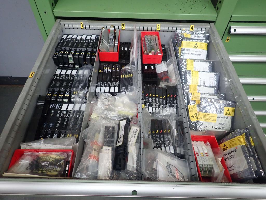 Bosch Rexroth / Aventics Pneumatiek (in Lista kast), Niet ingevuld, Niet ingevuld, Ophalen of Verzenden, Zo goed als nieuw