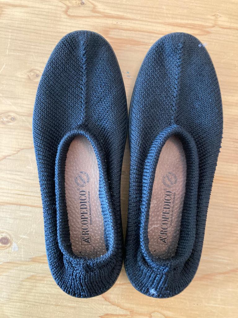 zwarte zomerschoentjes 39, Kleding | Dames, Schoenen, Arcopedico, Ophalen of Verzenden, Zo goed als nieuw, Instappers