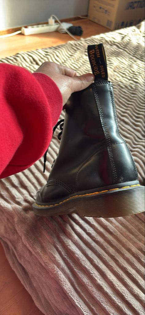 Dr. Martens laarzen maat 39, Kleding | Dames, Schoenen, Ophalen, Zwart, Lage of Enkellaarzen, Zo goed als nieuw