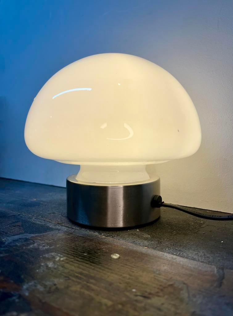 Vintage wit glazen mushroom lamp, Gebruikt, Ophalen of Verzenden, Glas, Minder dan 50 cm