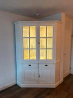 Houten grenen hoekkast – white washed met LED-verlichting, Huis en Inrichting, Kasten | Vitrinekasten, Ophalen, 200 cm of meer