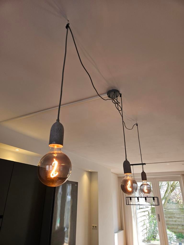 Industriële hanglampen met Edison lampen, Overige materialen, Ophalen of Verzenden, Zo goed als nieuw, 75 cm of meer