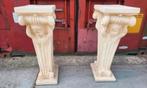 Gipsen zuilen met engeltjes en marmeren blad, Ophalen