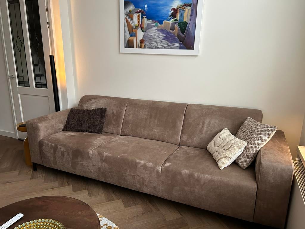 Comfortabele 4-zits bank in taupekleurige microlederstof, Ophalen, 250 tot 300 cm, Minder dan 75 cm, Zo goed als nieuw