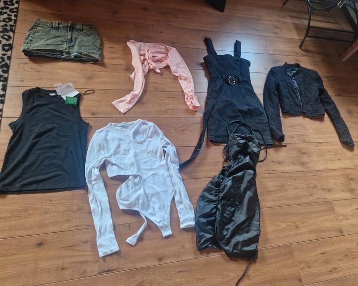 Meisjes kleding maat S - Diverse stijlen, Kleding | Dames, Broeken en Pantalons, Gedragen, Maat 36 (S), Ophalen