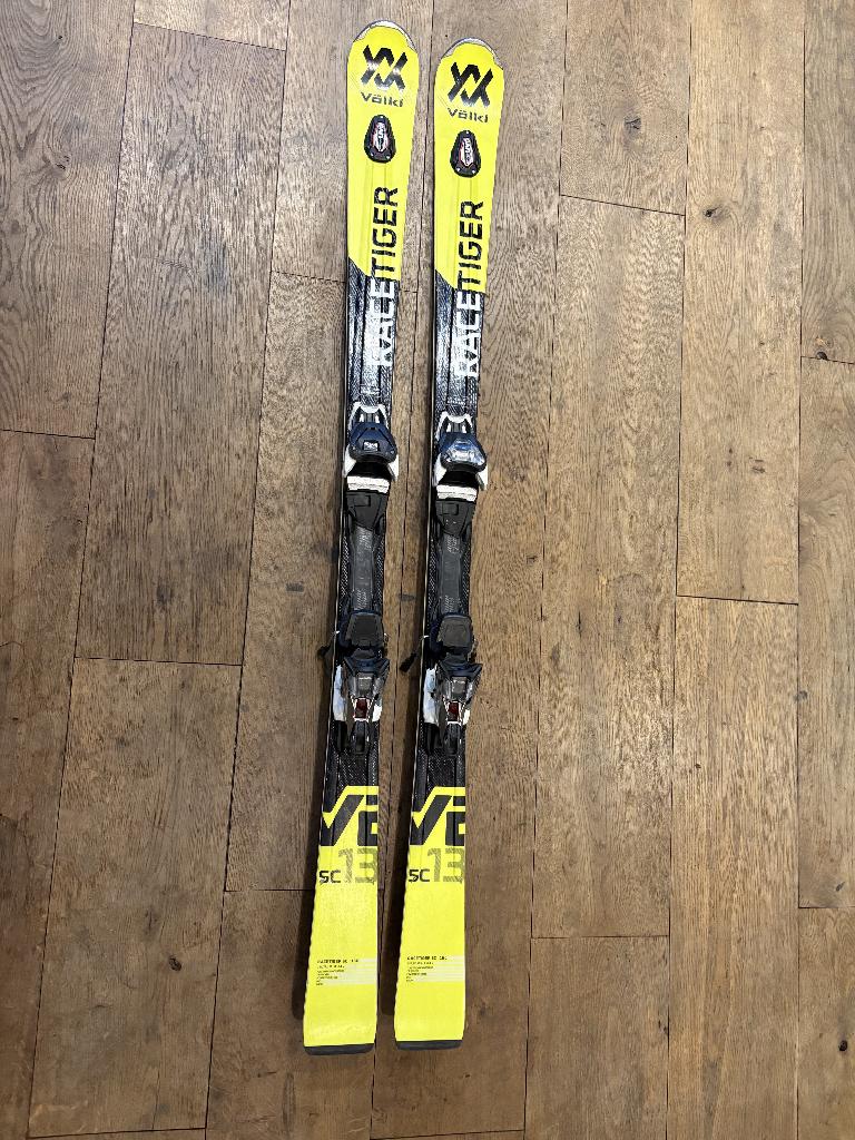 Volkl Racetiger SC 13 – 160 cm | Top pisteski, 160 tot 180 cm, Gebruikt, Carve, Skiën