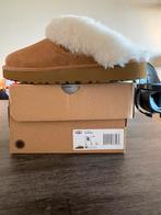 UGG Sloffen, Ophalen, Zo goed als nieuw, Jongetje of Meisje, Slofjes