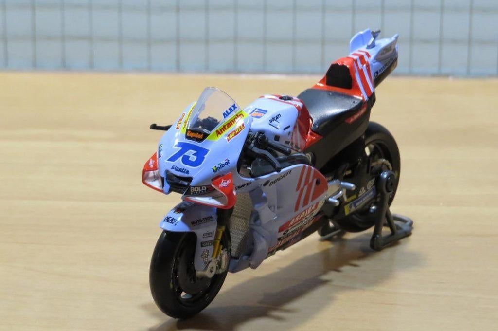 Alex Marquez Ducati Desmosedici 2024 1:18, Maisto, May Cheong Group France S.A.S., Nieuw, Ophalen of Verzenden