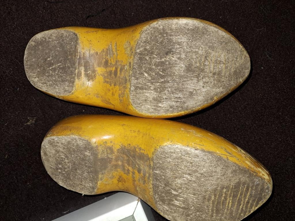 Traditionele Houten Klompen - Maat 42, Ophalen of Verzenden, Gedragen, Geel, Overige typen
