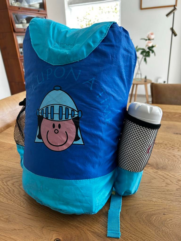 Leuke blauwe kinderslaapzak met ridderprint, Caravans en Kamperen, Ophalen of Verzenden, Zo goed als nieuw