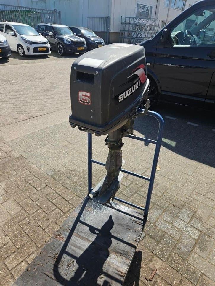 6 pk suzuki, Ophalen, Zo goed als nieuw, Benzine, 5 tot 10 pk