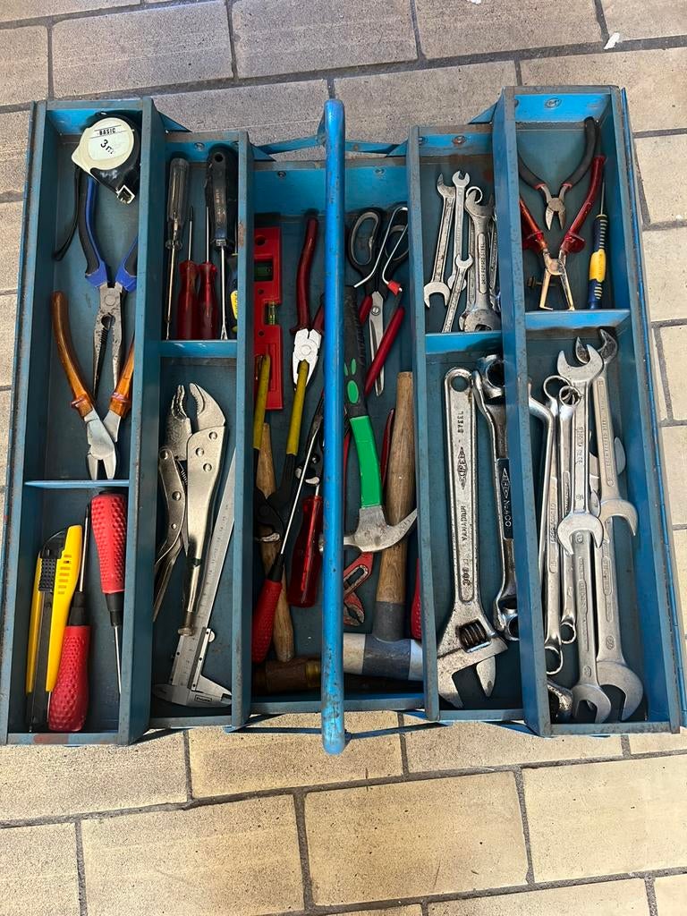 Gereedschapskist met inhoud, Ophalen of Verzenden, Zo goed als nieuw