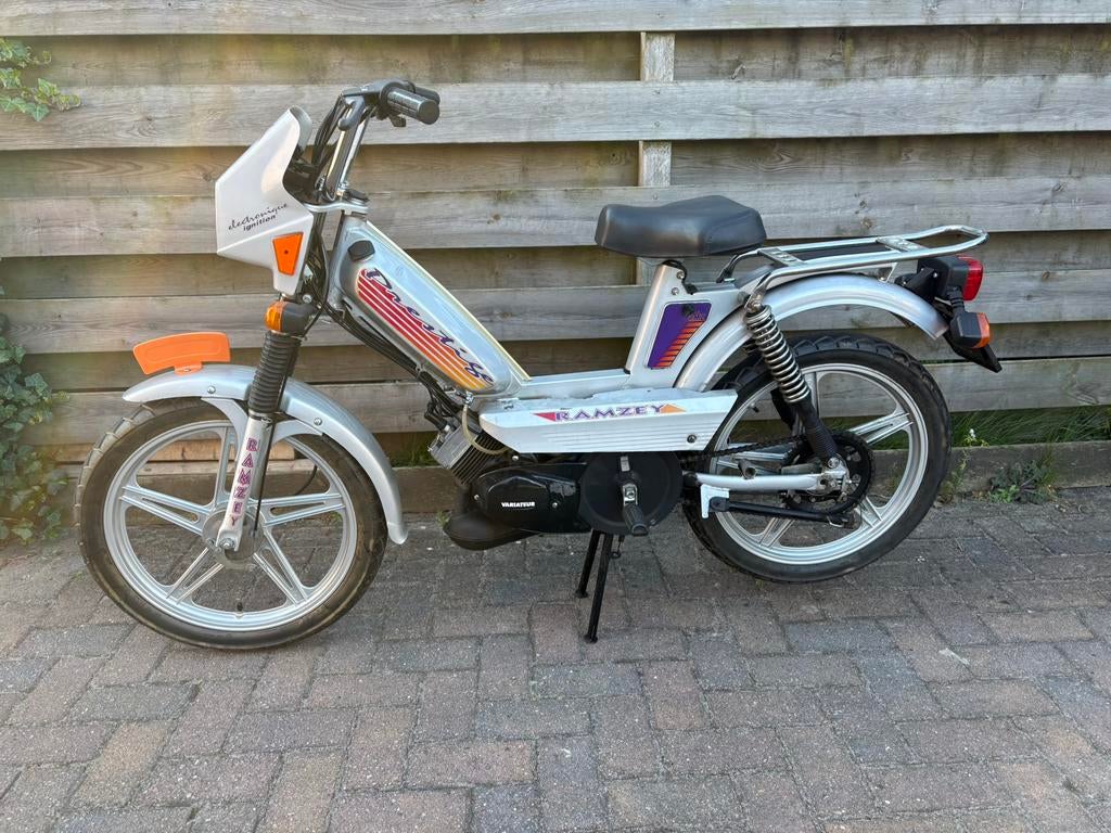 Ramzey prestige. Bromfietskenteken., Ophalen of Verzenden, Zo goed als nieuw